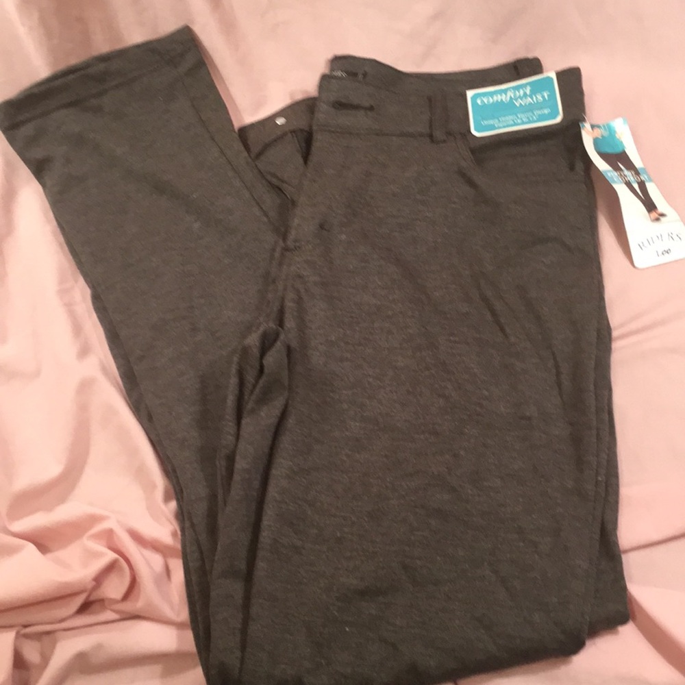 NWT!!! Riders by Lee pants - Picture 1 of 4